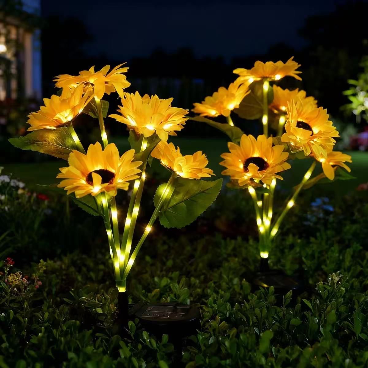 Set 4 X Lampi Solare Floarea Soarelui Cu 6 Flori LED Fiecare, Iluminare Automata, Alimentare Solara, Rezistente La Apa, Decor Gradina Exterior