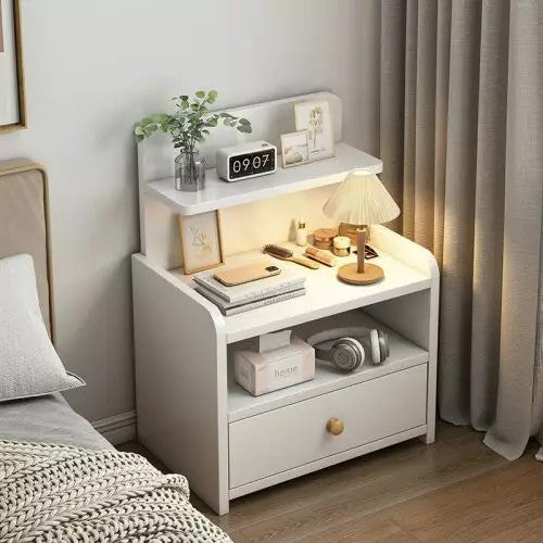 Noptiera Moderna Alba Cu Sertar Si 3 Polite, Design Compact Multifunctional, MDF Rezistent 33x26x60 cm